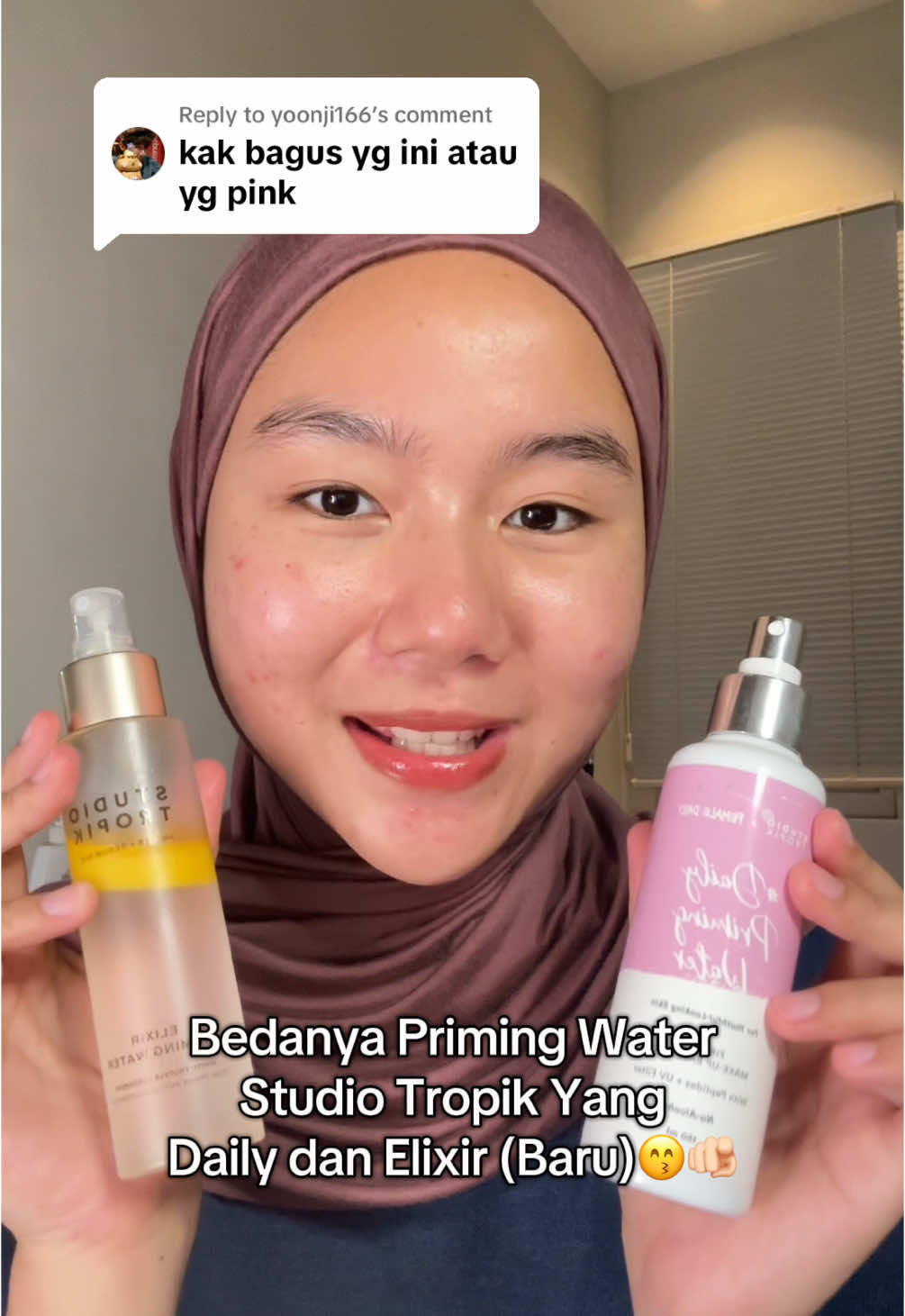 Replying to @yoonji166 ini bedanya dua priming water studio tropik! Yg elixir menurut aku wajib dicoba sih😆☝🏻 #primingwater #makeupprimer #faceprimer #BoostYourGlow #BeautyArtistryInspiredByNature #primermakeup 