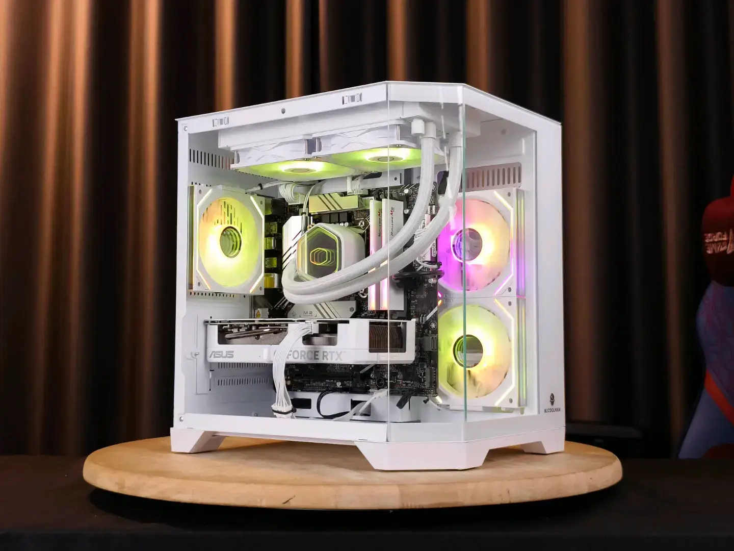 น้องเมลอน 💦 CPU : INTEL CORE I5 14400F MB  : ASUS PRIME B760M-A DDR5 GPU : RTX4060TI ASUS DUAL WHITE RAM : 32GB BUS5600 KINGSTON ARGB WHITE SSD : M.2 1TB WD BLACK SN770 PSU : 750W 80+BORNZE COUGAR ATLAS SNOW CASE: WJ COOLMAN DERMER MINI WHITE COOLING : COOLER MASTER 240 CORE SI ARGB WHITE FANCASE : 120MM ARGB PACK3 37,900 จัดส่งฟรี DHL