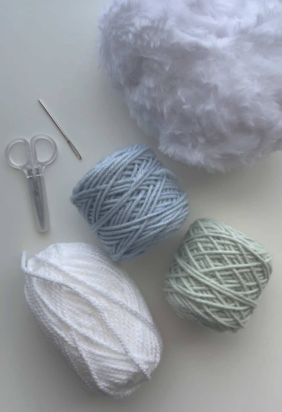 この音源の動画が好きで撮ってみました👼🏻 天使になれるイヤーマフは BASEにて販売中です🪽🪽 Instagramからリンクに飛べますので、ぜひご覧ください🦢 #handmade #fyp #crochet #angel #angelcore #wings #earmuffs #ハンドメイド #編み物 #かぎ編み #天使 #エンジェル #エンジェルコア #イヤーマフ