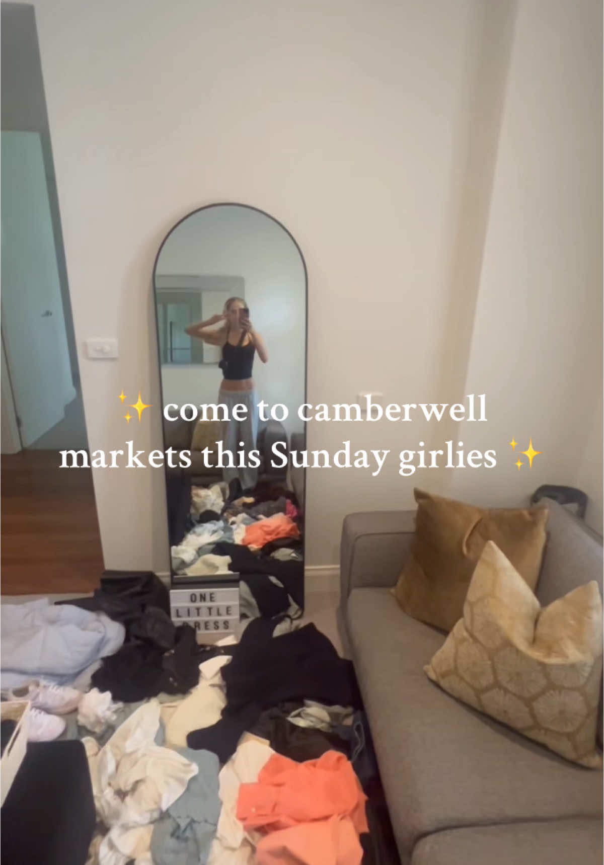 Pls support my shopping addiction it goes to a good cause!!! #camberwellmarket #markets #fyp #creatorinsights #foryou #greenscreen #clothing #outfitideas #camberwell #melbourne #sellingclothes 