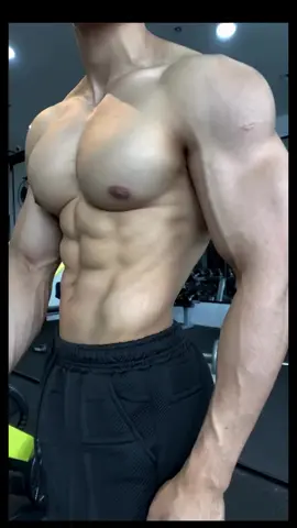 #wickpie #gym #gymmotivation #motivation #Fitness #fitnessmotivation #short #fyp #body #bodybuilding #foryoupage #foryou #video #tiktok #workoutmotivation 