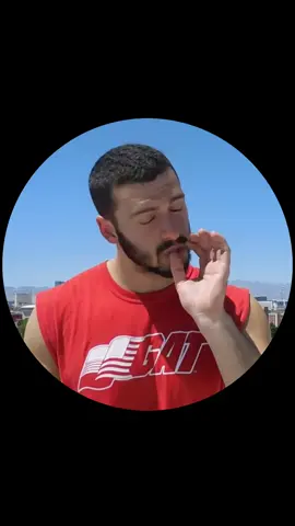 Bu insanı yenmek çok çok çok zordur...  . . . . . . #itsallmentalite #egefitness #motivasyonkonuşması #başarınınsırrı #başarılıolmak #başarılıinsanlar #girisimci #pesetmemek #gelişimvideoları