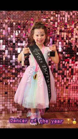 9 months progression from not being able to do it, to smashing it and being crowned dancer of the year 🩷🏆 @💕 𝐌𝐌𝐃 💕  #monacomorrisdancer #totsleader #totsline #ifyouknowyouknow #ifykyk  #4yearsold #dancer #dancingthroughlife #foryourpage #tots #dancecompetition #morrisdancing #monaco #morrisdancer 
