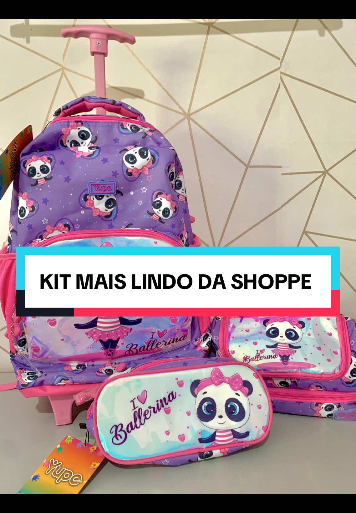 Minha nenê vai pra creche 😭🥹  Eu paguei apenas 200 reais nesse kit perfeito e tô encantanda 😍 #mae #creche #voltaasaulas #vaiprofy #shopee 