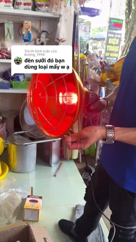 Trả lời @Bường_1998  Em chọn bóng sần bác ạ. Vừa bền lại sáng ấm. Toả nhiệt đều 👇 #channuoiheo #bongsuoi 