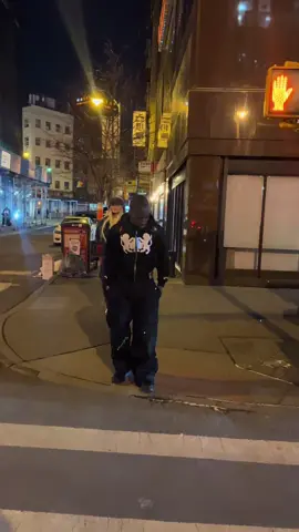 Crayola belt goes crazyyyy #streetwear #fashion #explore #trendingreels #reels #algorithm #fashionblogger #trendingaudio #outfitoftheday #swag #fy #fyp  #streetwear #nyc #nyfw #model #viral #like #blowthisup #mfdoom #day2 #versatility #ralphlauren #coatofaces #crayola #belt 