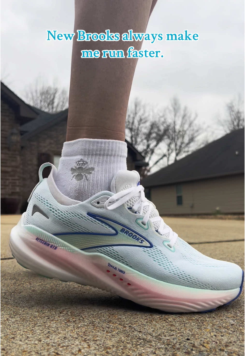 @Brooks Running girly for life. Obsessed with these new glycerins! #brooksrunning #runningshoes #bestrunningshoes #runner #runnergirl #run #Running #runtok #halfmarathontraining 