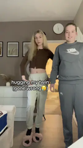 how dare she! #fyp #skylerrosefirth #sister #twin #dance 