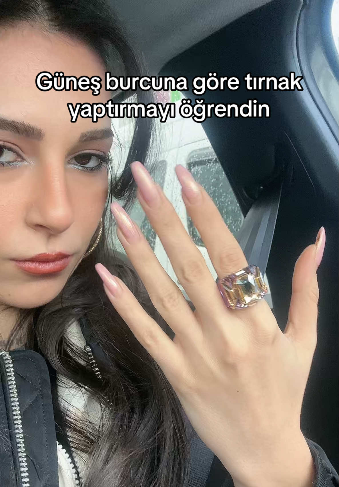 Aşık oldum kızlarrr #keşfett #fypp #burçlar #astroloji #tırnak #proteztırnakakımı 