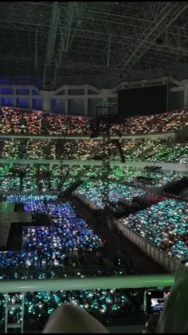 CARAT is the prettiest 😍 #세븐틴 #seventeenconcert #seventeenrighthereinjkt #seventeeninjakarta #seventeenrighthere #seventeen #seventeen17_official #carat #JIS #jakartainternationalstadium #Carat #캐럿 #fyp #fyppppppppppppppppppppppp 