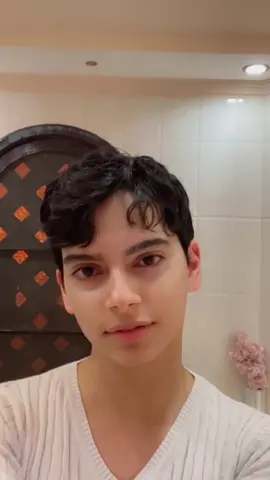 هش هش 😅 #fypシ゚viral #اكسبلورexplore #الشعب_الصيني_ماله_حل😂😂 #explore 