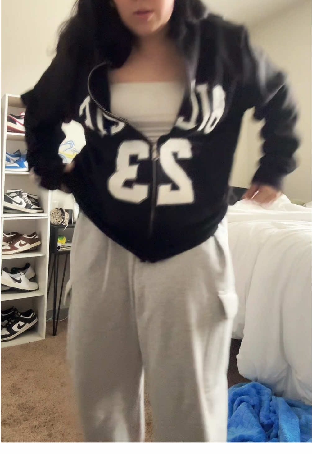 YAAAAAAY #fyp #foryou #billieeilish #23 #merch #hmhas #birdsofafeather #jacket#outfit #like #follow @BILLIE EILISH @Billie Eilish Home 