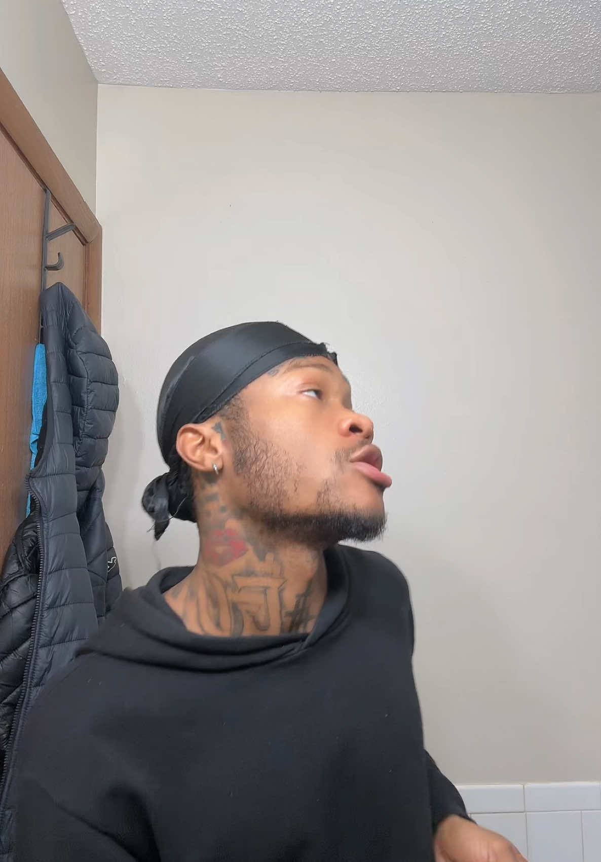 When you don’t follow trends and  you not so good @ following it cuz you so used to yourself making ya own trends  #fyp #fypシ #fypシ゚viral #viralvideo #trending #612ish #brooklynpark #brooklynparkmn #minneapolis #minnesota #brooklyncentermn #liberia #liberiantiktok #liberian #liberiantiktok🇱🇷🇱🇷🇱🇷 #liberiatiktok🇱🇷 #liberiangirl #liberiangirlsontiktok🇱🇷 #liberianstarsviews #foryoupage #goviral 