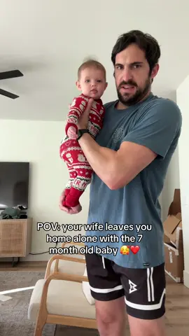 Yeah. We’re cool. Dont worry mom #baby #babyanddad #babylife #7monthsold #moms #MomsofTikTok #parents #parentsoftiktok #parentlife #foryoupage #fyp 