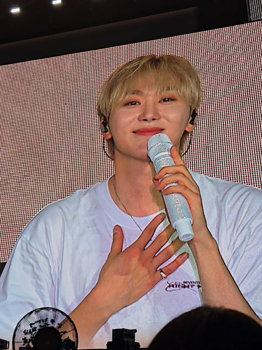 seungkwan mention mega 🔥 semoga beneran bs meet up di indo 🥹 #SEVENTEEN #seungkwan #mega #redsparks #seventeen_right_here @SEVENTEEN 