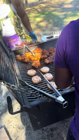 never in my 20 years of living have i seen this done 😭😭 i have been out blacked once again… @Michael🤨💀 #cookout #oldgoldclassic #barbeque #fyp 