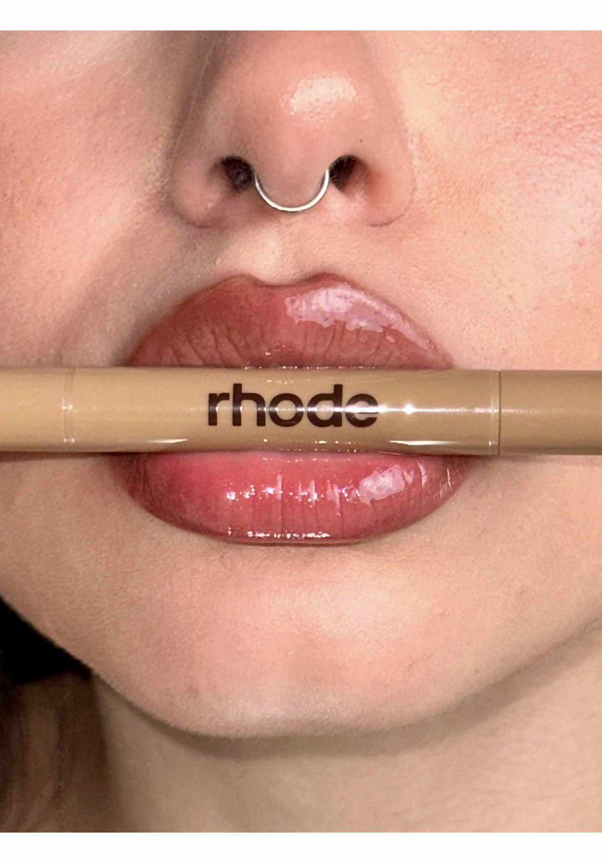 trying the new @rhode skin peptide lip shapers  i really really like these, what are your thoughts? shades in order paires with lip peptide in toast.  lunge twist balance stretch includes pr #rhode #rhodelipshape #tryon #makeuptrends