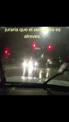 #usa_tiktok #usaf #us #semaforo #redlight #chicano #illinois #funnyvideo #lluvia#rain 