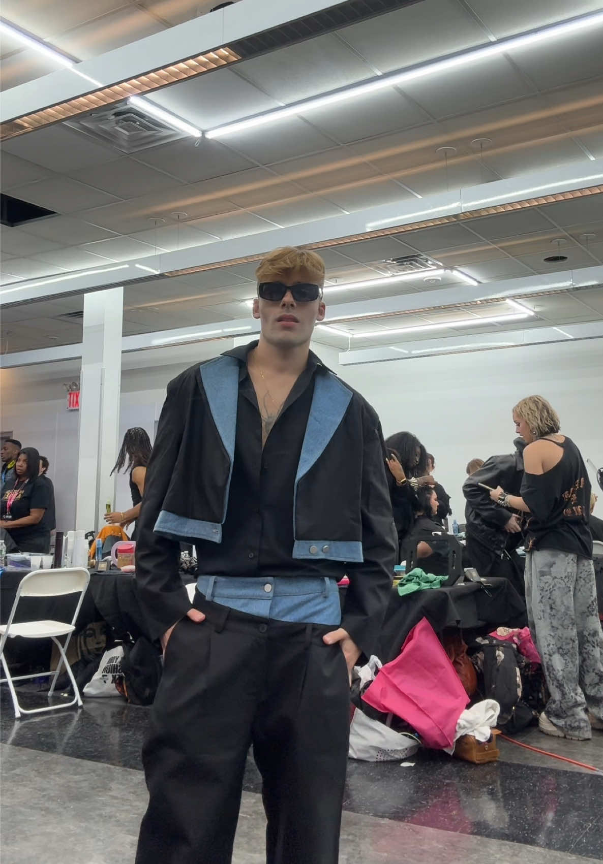 adivinhem quem está se preparando para desfilar no New York fashion week hoje??? aaaa 🥹❤️