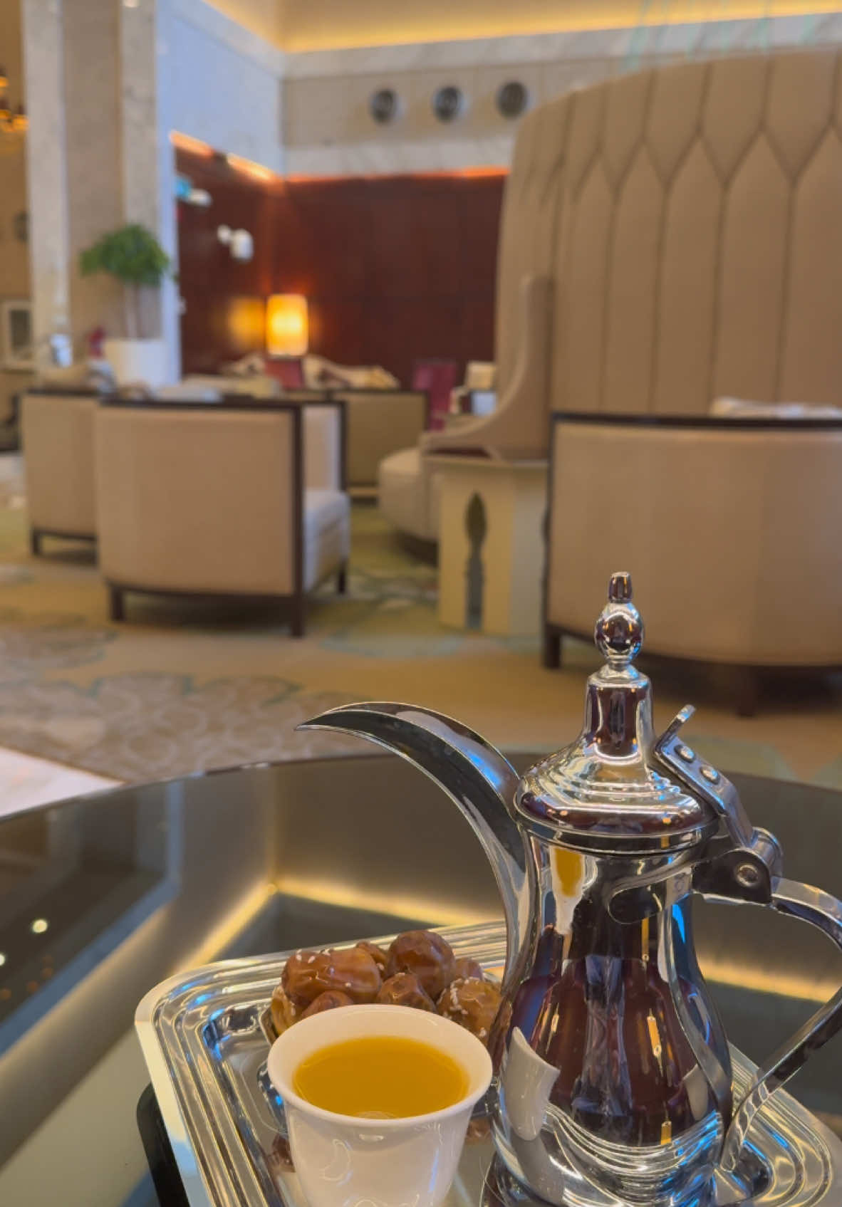 Arabic coffee from the most beautiful place in the world🕋💛 #arabiccoffee #coffee #saudi #makkah #umrah2025 