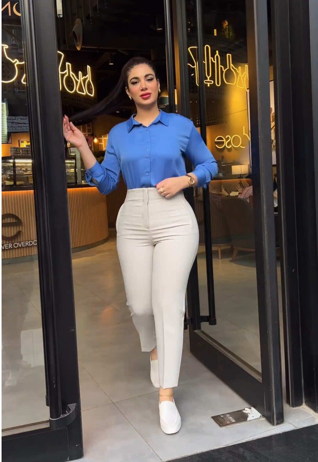 Blusa valery & pantalon becca💅🏻 Tallas: S,M,L 📲pedidos: 931 483 146⁩ https://wa.me/message/LDOS4JMRNTR4F1 Recibirás una atención personalizada❗️ Visítanos en nuestras tiendas👇🏻 📍Av. Abancay 1109 - CENTRO COMERCIAL 5 CONTINENTES tienda N•1782 & N•1783 Lima - Perú  📍Av. Abancay 1109 - CENTRO COMERCIAL 5 CONTINENTES tienda N•1662 Lima - Perú  Envíos a todo el Perú 🇵🇪 solo nacionales 📦 #fyp #viral #envios #ropademujer #ropadevesror #conjuntos #fypシ #pantalones #outfit #pantalones #pantalones #envios #bodys #bodyssuit #chaleco #conjuntos 