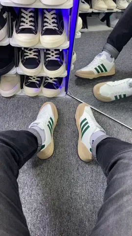Rekomendasi sepatu cowok keren #sneakers #sepatusneakers #sepatucowok 