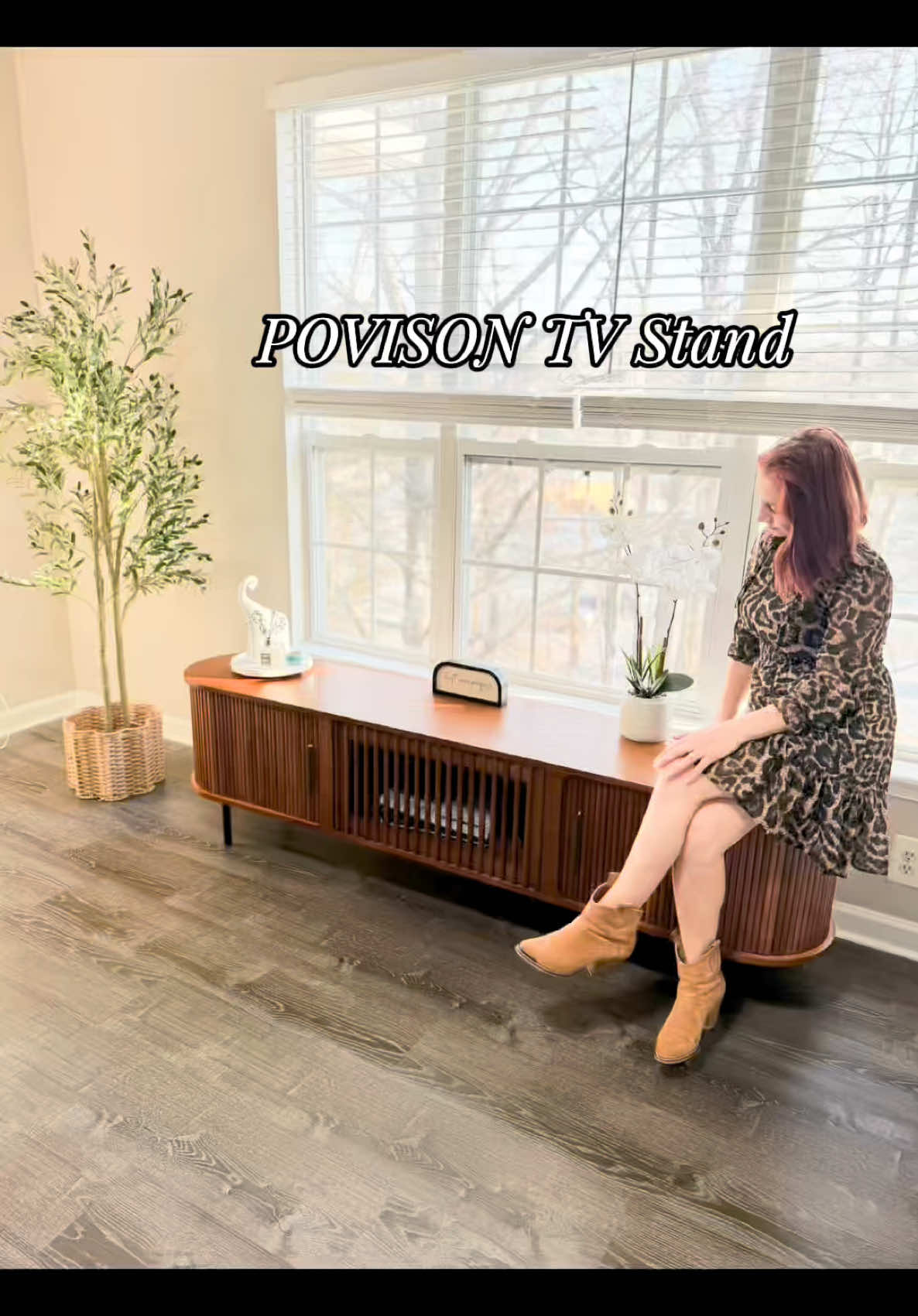 Start the year with style and comfort POVISON is your secret to a ready-to-live-in haven for every season. ✨ Elevate your space with the VISION Century Modern Tambour Door TV Stand, where modern design meets timeless elegance. Featuring a vertical slatted design, seamless craftsmanship, and smart storage solutions, this piece blends beauty and functionality effortlessly.@Povisonfurniture  💰 Enjoy 12% off with code: Ilkay12 🛍 Shop here: https://bit.ly/4hkEVvC #povison #povisonofficial #readytolivein #verticalslatteddesignmadestylish #povisonvisioncollection #visioncollection  #homedecor #interiorinspo #modernliving #furnituredesign #tambourdoor #midcenturymodern #povisontvstand #tvstand #moderntvstand #classictvstand #tvstandstyle 