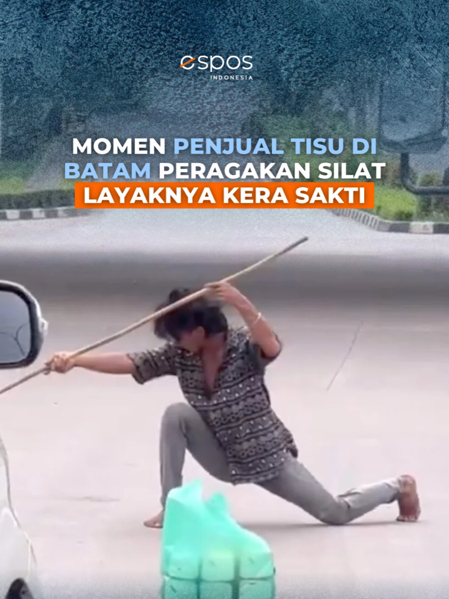 Momen Penjual Tisu di Batam Peragakan Silat Layaknya Kera Sakti Seorang penjual tisu di Batam mencuri perhatian pengendara dengan aksinya yang tak biasa. Ia mempertontonkan gerakan silat layaknya Kera Sakti dengan lincah dan penuh ekspresi. Aksi kreatifnya ini menarik perhatian para pengguna jalan. #fypツ #fypシ゚viral🖤 #tiktok #fypgakni #news #viralnews #newsupdate #newsattiktok #tiktokviral #tiktoknews #trend #trending #trendingvideo #trendingvideoviral #fyppppppppp #trendingnow #trendingviralvideo #momen #penjual #tisu #silat #tisuviral #penjualtisu #kera #kerasakti #sungokong #sungokongkerasakti #batam #batamtiktok #batamhits #atraksi