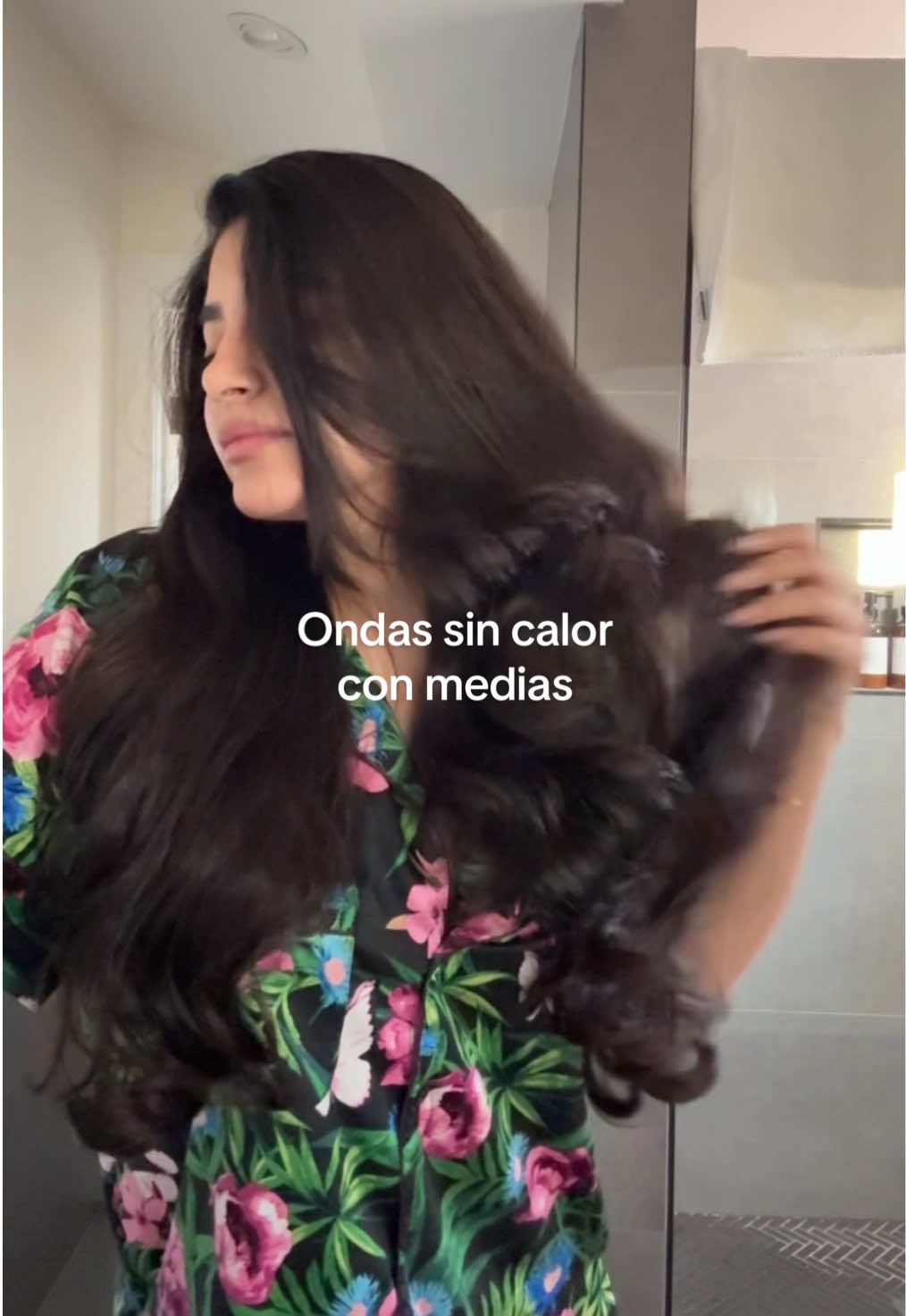 Ondas sin calor con medias 🫣  - #fyp #hairtips #hair #paratiiiiiiiiiiiiiiiiiiiiiiiiiiiiiii 