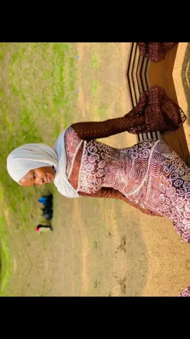 #creatorsearchinsights #ilorintiktoker #nigeriantiktok🇳🇬 #fashiontiktok #fashiondesigner #flowergarden #ilorin 