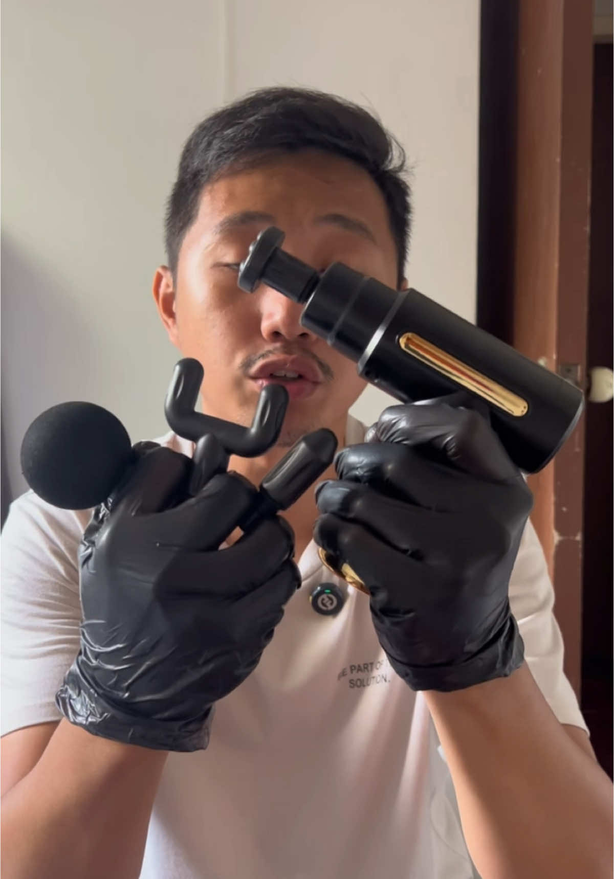 How to use massage gun heads #massagegun #massageguns #minimassagegun #gunmassager 