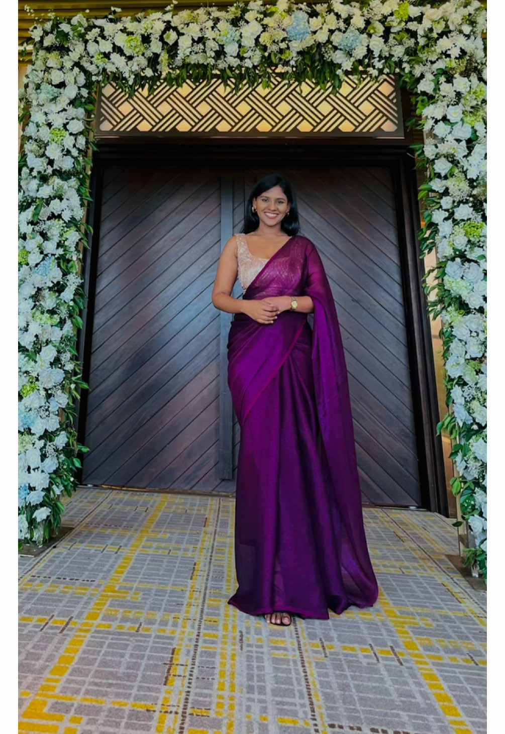 Wrapped a saree 💕 #trending #srilankan_tik_tok🇱🇰 #saree #capcut #fyp #fy #fypシ#trending #onemillionaudition 
