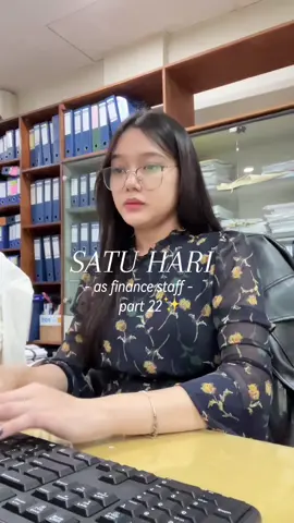 salah satu cara aku  biar semangat minum, air putih tuh harus dingin dan tumblernya gemes!🫠 sipper lid terbaru dari domma bikin tumberku jadi makin lucuu match kuning-kuningg @Domma #dailyvlog #finance #adayinmylife #worklife #Vlog 
