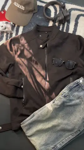 Fav jacket  #TikTokShopHolidayHaul#spotlightfinds #tiktokshopcybermondy #starboystyle #mensfashion #freshforwinter #outfitinspo #outfitidea #fashion #starboy #itboy#fyp #foryou#falldealsforyou#autumnvibes#menstyletips #falloutfit#highquality
