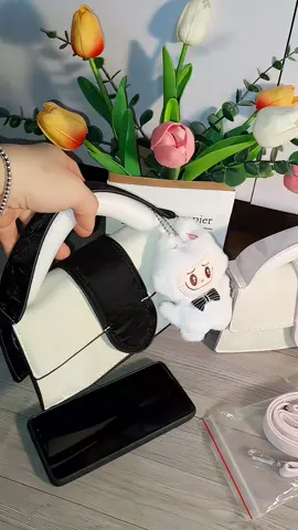 Không nhưng xinh mà lại còn rất dễ thương #trending #tuinu #tuixachnu #thoitrangnu #tuixach #reviewtuixach #fashiontiktok #phukienthoitrang 