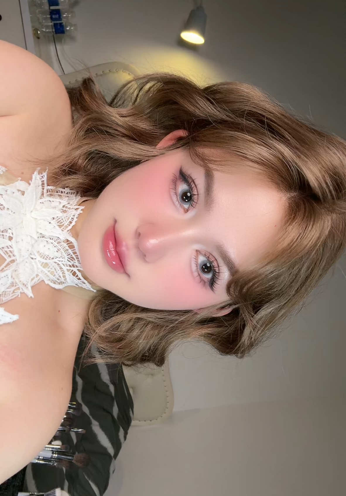 Lâu quá gòi ko lên cờ nhíp. Lạ mắt qó 🤓 #dạymakeuponline #goclamdep #xuhuongtiktok #makeup #xuhuong #sứcmạnhcủamakeup #phaidepngaynay 