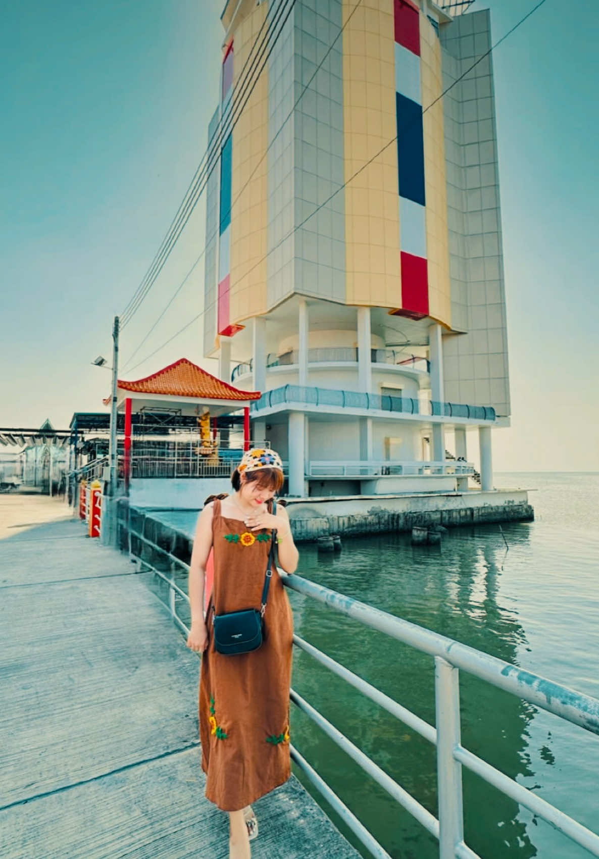 #ပုံစံလေးကအချိုးမပြေ😜 #နင်မြင်ပါများပီးချစ်ကျွမ်းဝင်အောင်လို့🤒🖤 #ရောက်ချင်တဲ့နေရာရောက် #ဒါပဲတက်နေလို့ဆော့လိုက်တယ်😑 