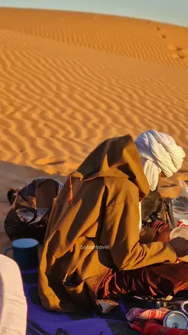أهل الكرم والجود الطوارق 🏜😍🇩🇿 الجنوب الجزائري مرحبا بكم 😍😍❤️❤️✨️🇩🇿 #video #CapCut #ترند #تيك_توك #explore #explorepage✨ #amazing #capcutedit #videoviral #trendingsong #تصميم_فيديوهات #تصويري #الشعب_الصيني_ماله_حل😂😂 #الصحراء #الشاي #قعدة #trendingvideo #Relaxation 
