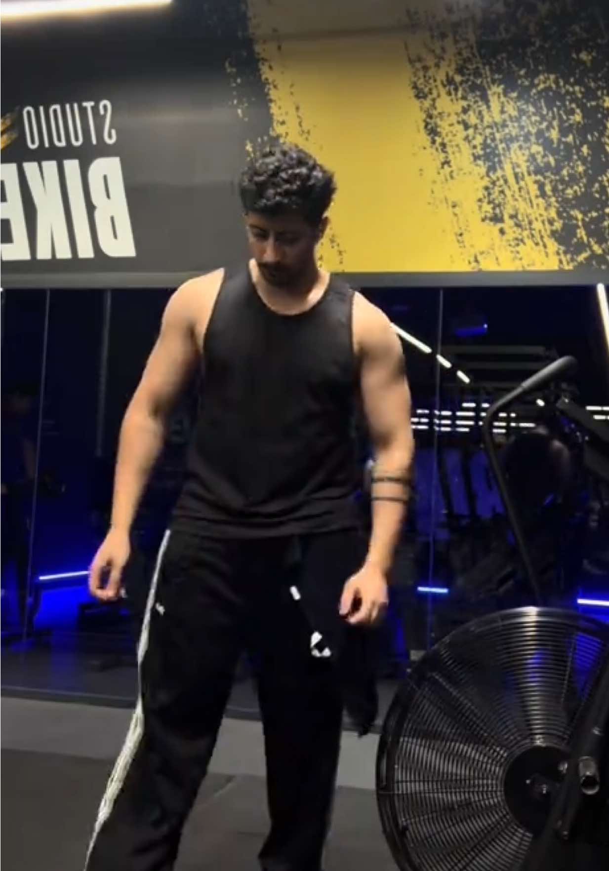 #GymTok #workoutmotivation #casablanca #morocco #benz #Fitness #GymLife #Workout #Fitspo #GymMotivation #FitnessGoals #training 