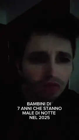 “Vieni un attimo di là” #delirio #maldipancia #mamma #nottataccia #stevemozz 