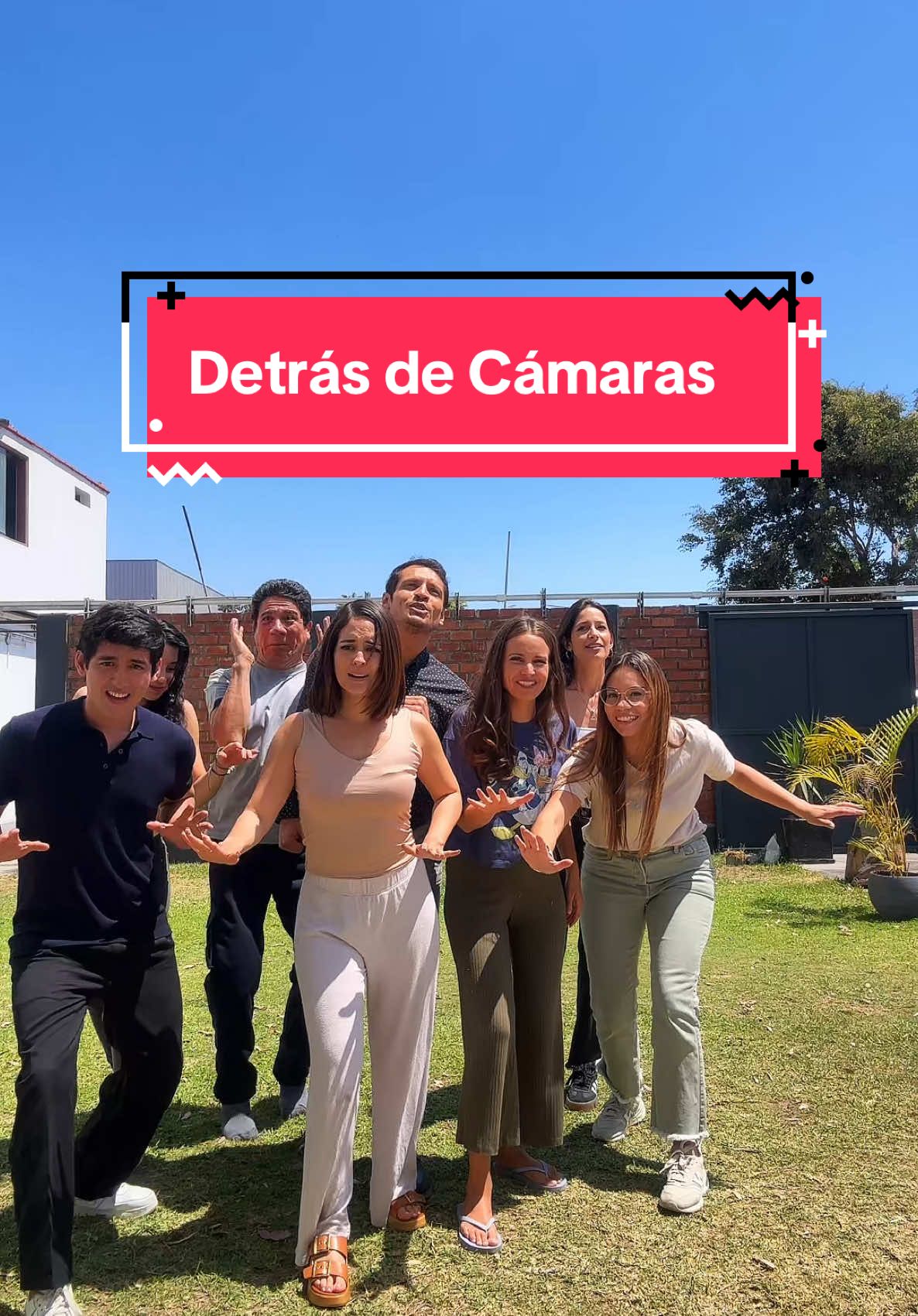 Somos un desastre !! @Adriana Salas @Priscila Espinoza @alejandrotaglem @Martina Florencia @Bruno Odar #PobreNovio #Novelas #Juegodelcalamar #duramilhoras 