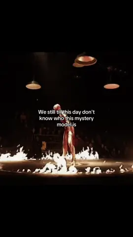 #alexandermcqueen fw 1998 | #fashion #fashionrunway #model | (repost)