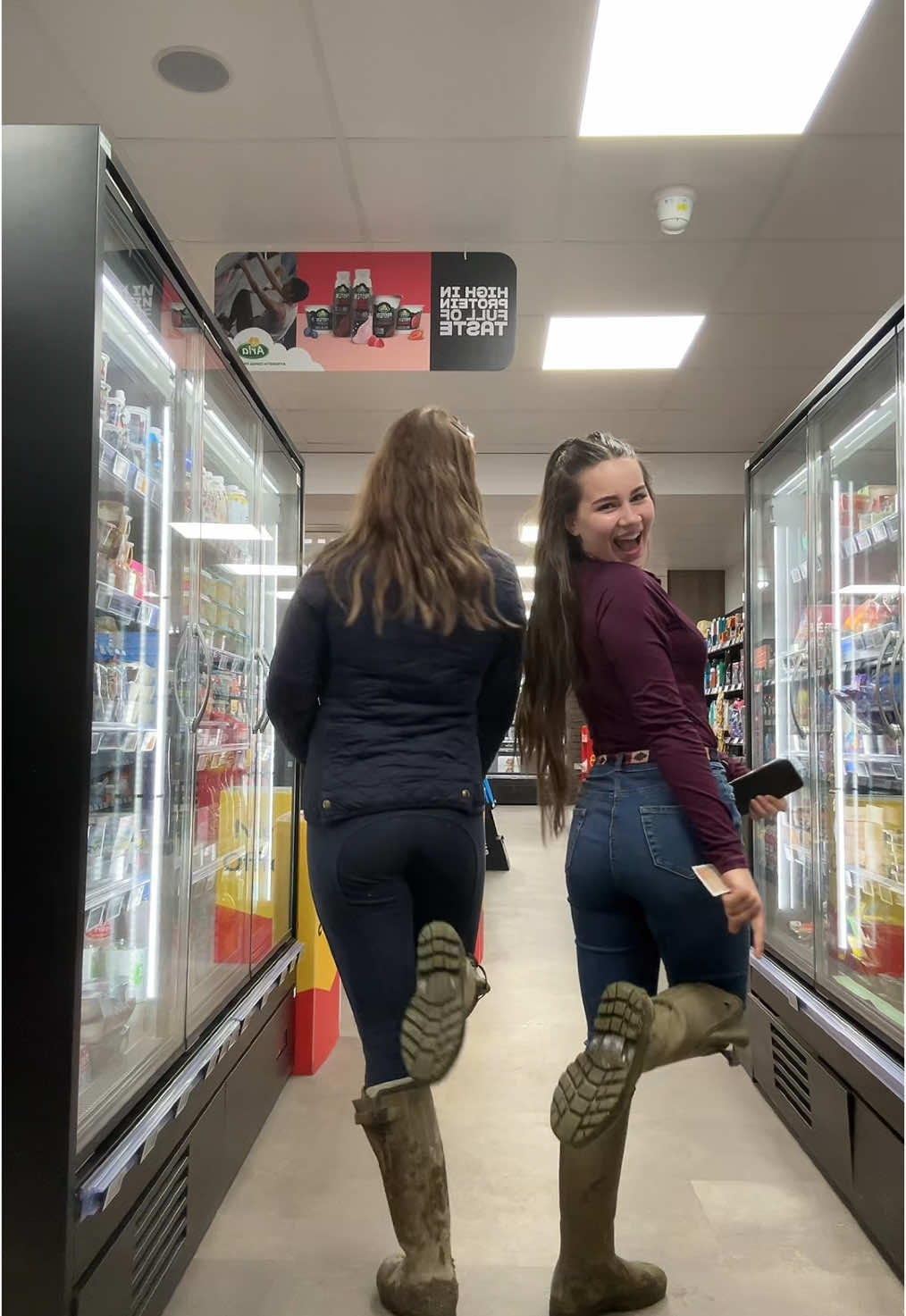 Bit late to the trend @🤍 #fyp #shittywelliesintesco 