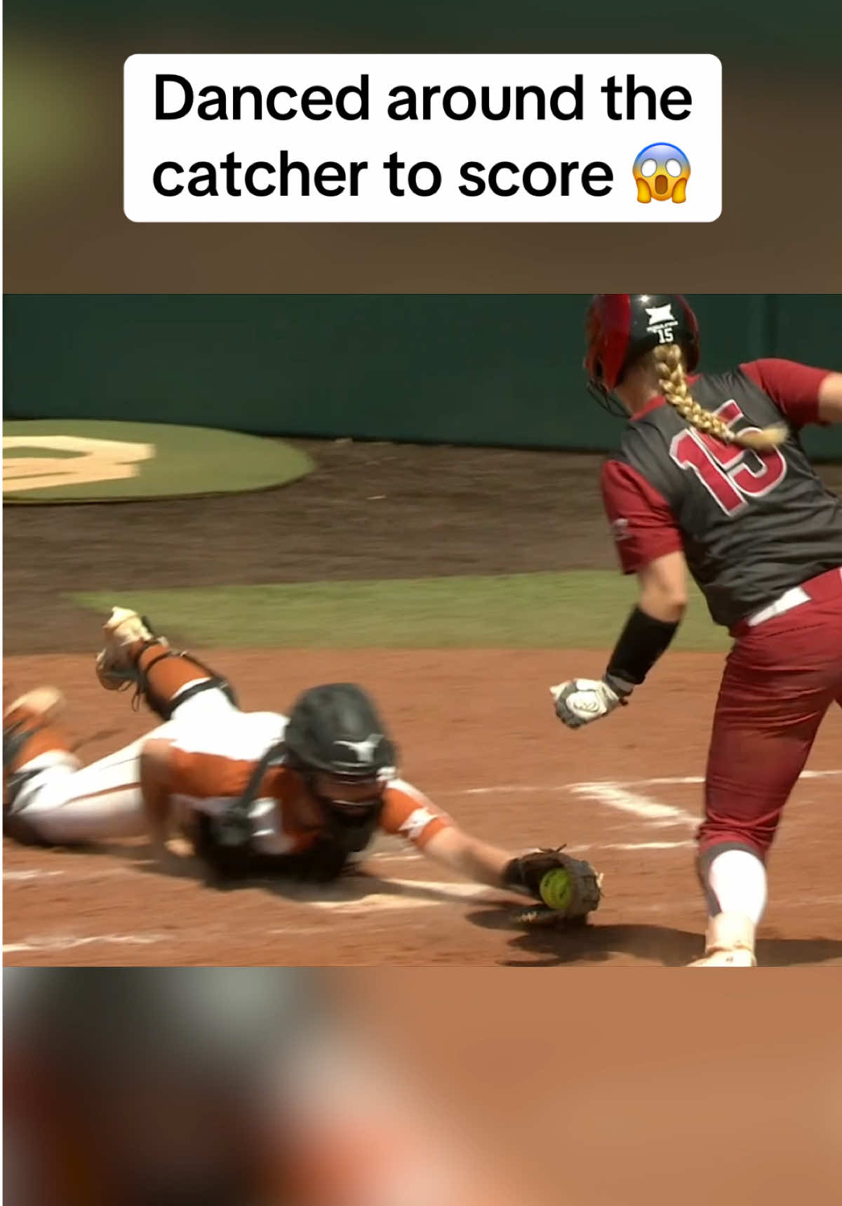 This is a different kind of elite base running 🔥 #sports #tag #softball #smooth 