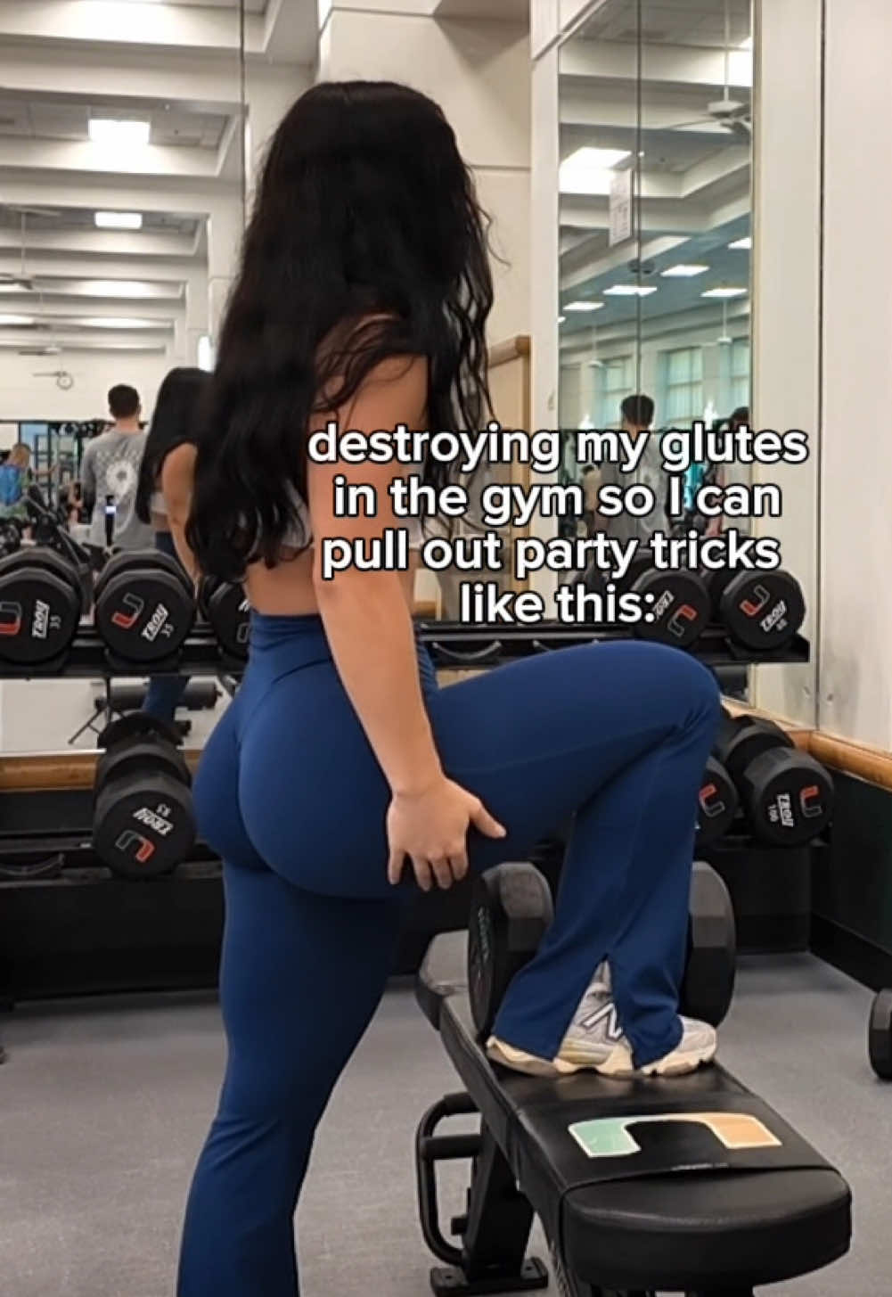 if you want to become this diva link in my bio for 1:1 online coaching 🍑😙💞 #glutegrowth #gymhumor #gymcomedy #glutegains #gluteworkout #gymmotivation #fitnessmotivation #workoutroutine #legday #glutefocused #fitnesscoach #celestefisherfitness 