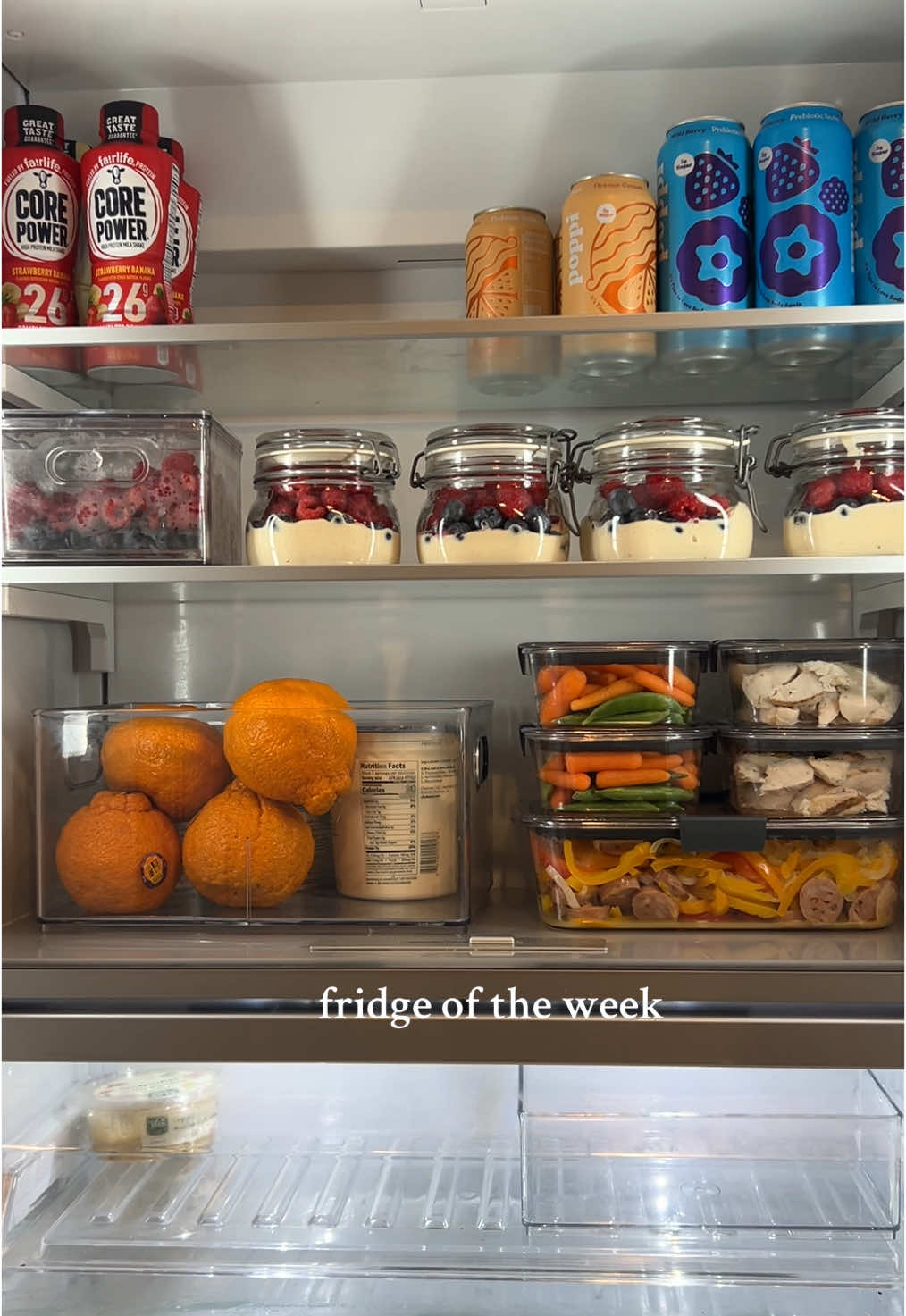 fridgeee of the week :) #fridgeorganization #fridge #mealprep #food 