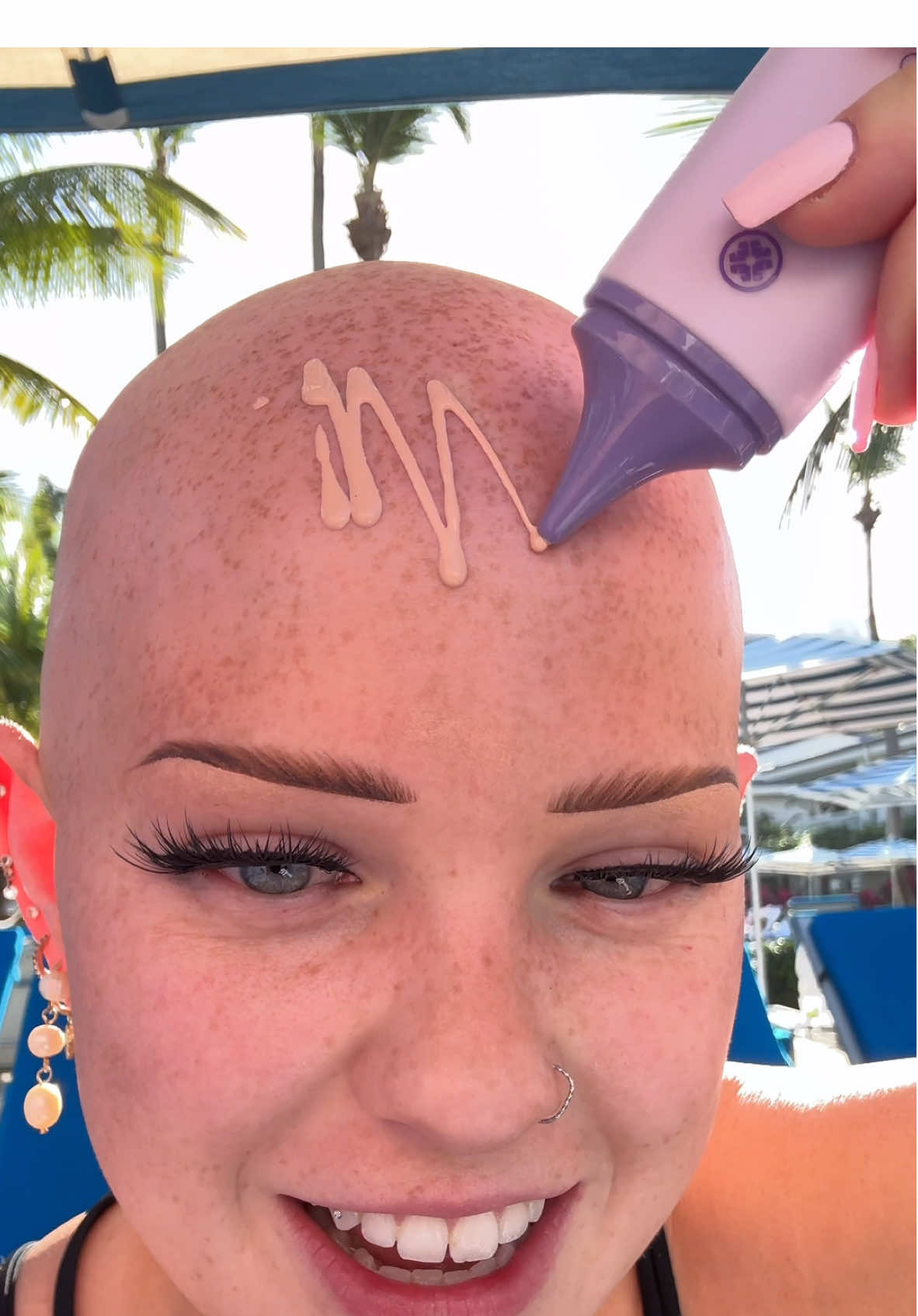 1 day of freckles in the sun, if I did this for 2 days I would have SOOOOO many😅 should I go to the pool tomorrow??? 