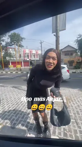Dicari mas anjar 😀😀 #anjar  #yogyakarta 