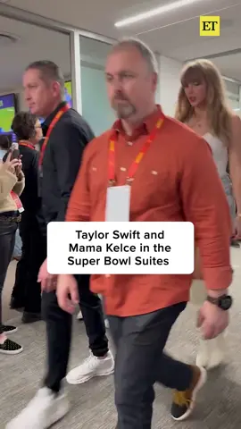 Taylor Swift and Donna Kelce head into their suite to watch Travis Kelce at the Super Bowl. 🏈❤️💛 #taylorswift #donnakelce #SuperBowl