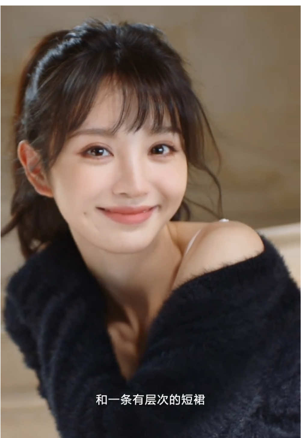 Victoria’s Secret 维密青春代言人田曦薇向你传递秋冬暖意，拥抱温柔与浪漫~    #维多利亚的秘密 #维密不止舒适 田曦薇 • Tian Xi Wei #星引力计划 #健身女孩 #大长腿 #你的女孩  #辣妹日记 #甜妹 #辣妹 #甜辣妹 #可爱 #美女 #扭一扭  #热辣  #田曦薇 #美爆了 #tianxiwei #fyp #เถียนซีเว่ย #เถียนซีเวย